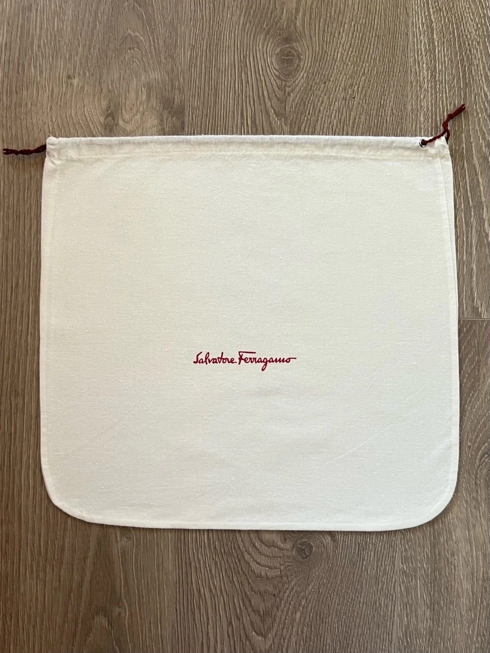 Ferragamo dust bag (C566) - Picture 1 of 2